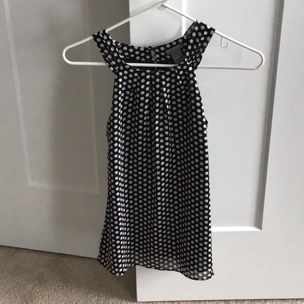 Sleeveless top